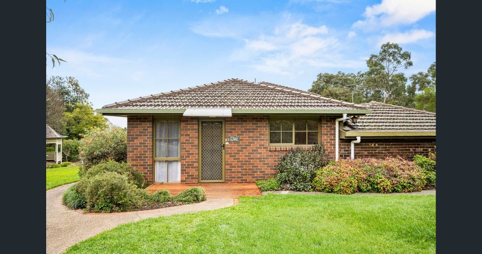 812 Mount Dandenong Road  Montrose 3765