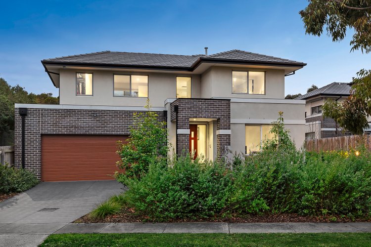 8/1240 Old Burke Road Kew East 3102
