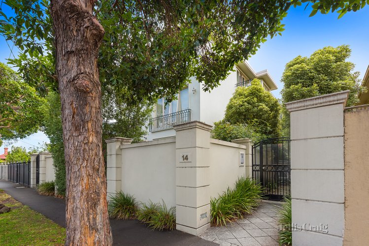 8/14 Highbury Grove Prahran 3181