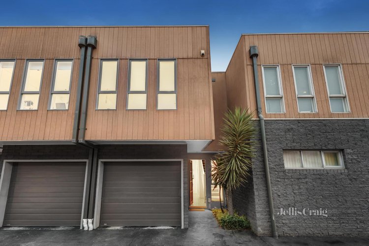8 156-158 Brighton Road Ripponlea 3185