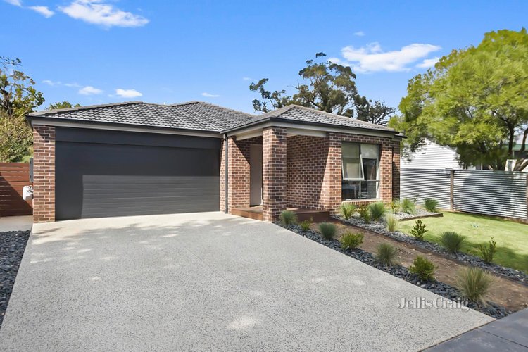 817 Bond Street Mount Pleasant 3350