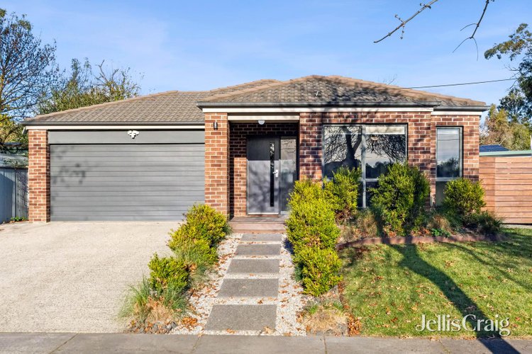 817 Bond Street Mount Pleasant 3350