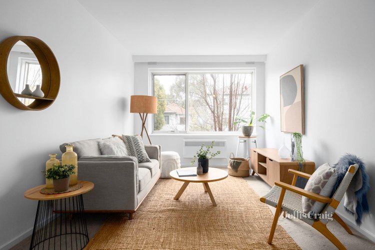 8 19 Ellesmere Road Prahran 3181