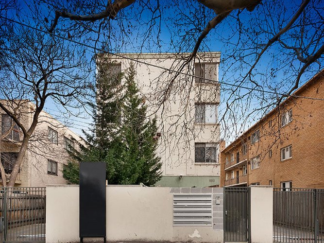 8 193 Brighton Road Elwood 3184