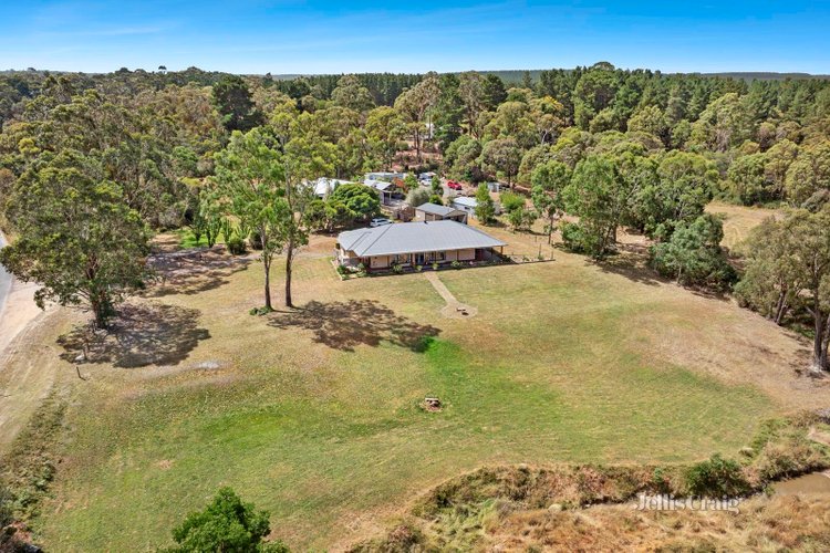 82 Linton Carngham Road Linton 3360