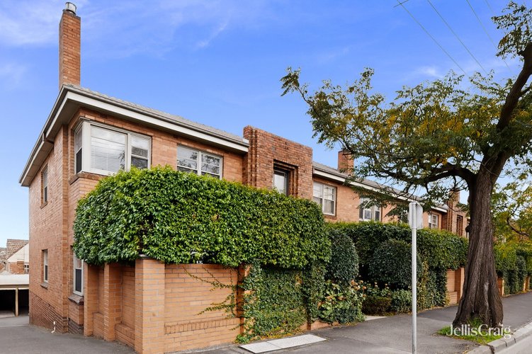 8/22 Riversdale Road Hawthorn 3122