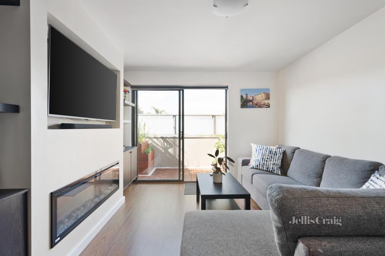 8 24 Woorayl Street Carnegie 3163