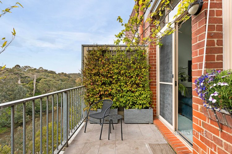 82 84 Trenerry Crescent Abbotsford 3067