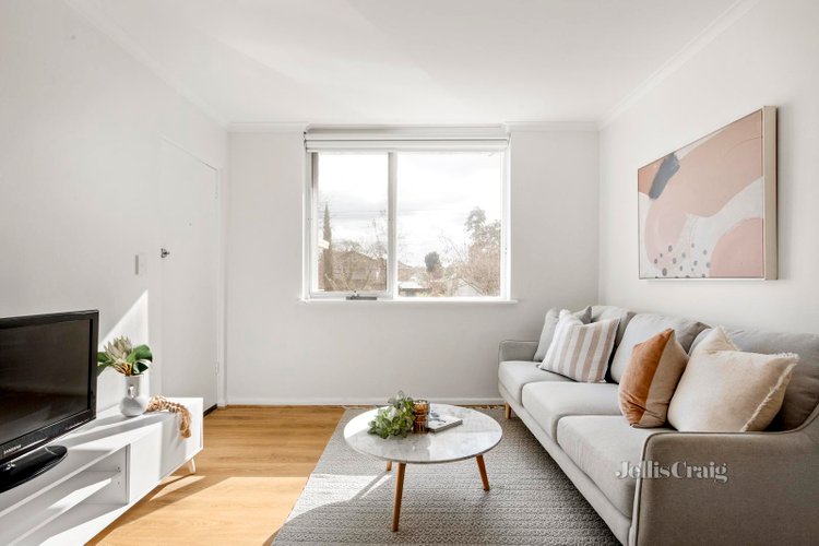 8 2d Cunningham Street Northcote 3070
