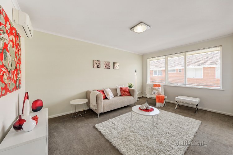 8/304 Tooronga Road Glen Iris 3146