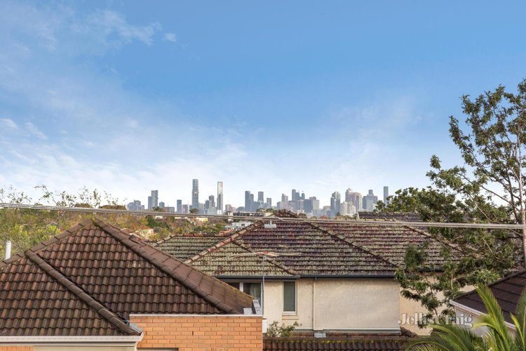 8 305 Riversdale Road Hawthorn East 3123