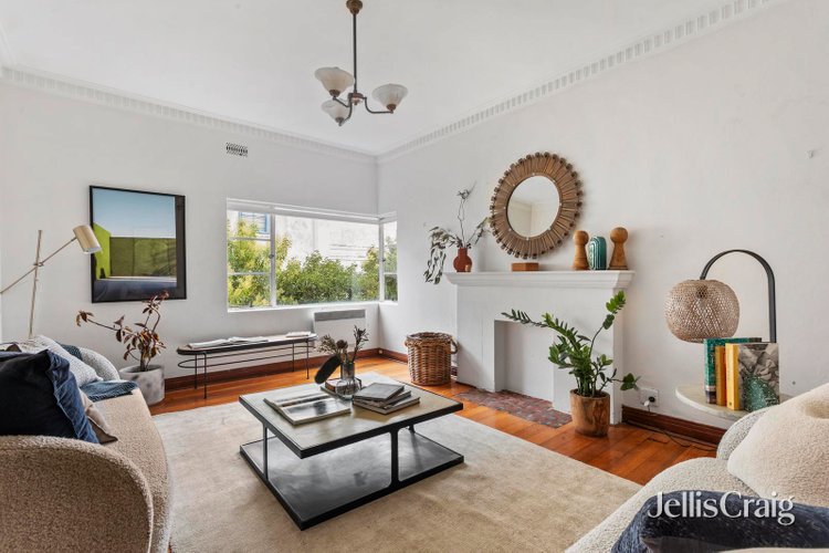 8 37 Eildon Road St Kilda 3182