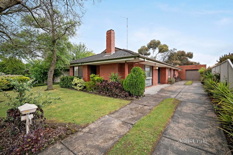 84 Grandview Grove Wendouree 3355