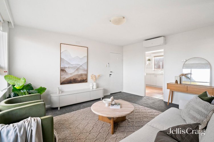 8 46 Kororoit Creek Road Williamstown North 3016