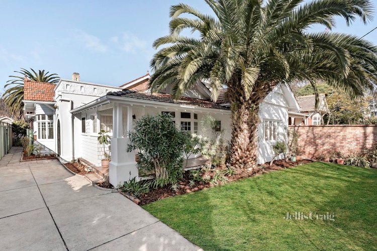 85 Ballarat Road Footscray 3011
