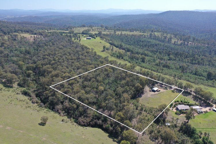 85 Bullock Hill Road, Sarsfield