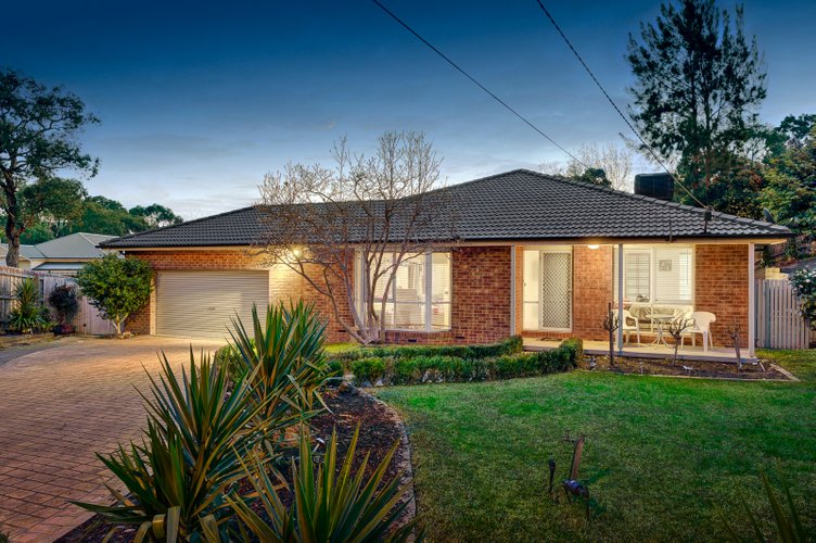 85 Little John Road Warranwood 3134