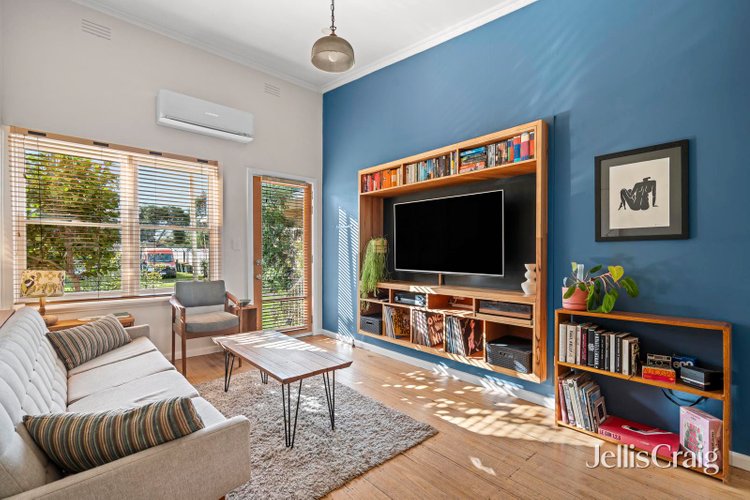 8 546 Moreland Road Brunswick West 3055