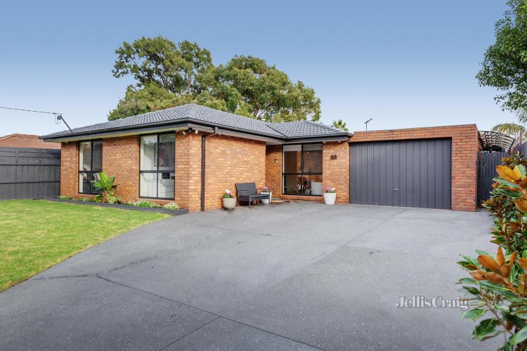 86 Benkel Avenue Cheltenham 3192