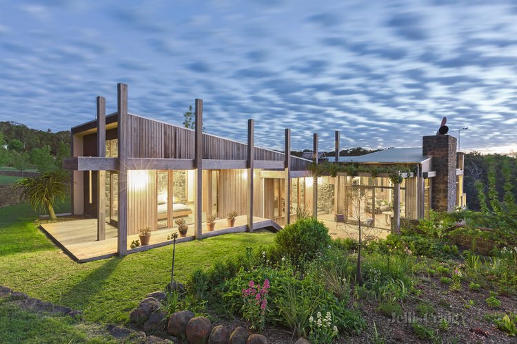 86 Hastie Street Buninyong 3357
