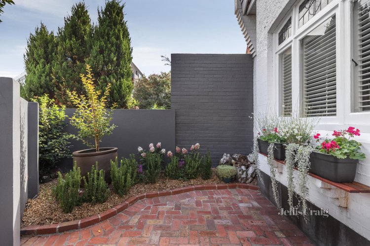 86 Orrong Crescent Caulfield North 3161