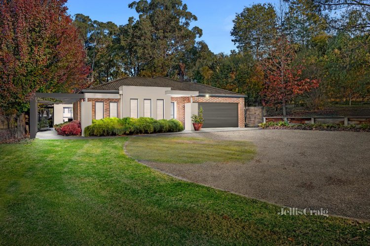860 Woods Point Road East Warburton 3799