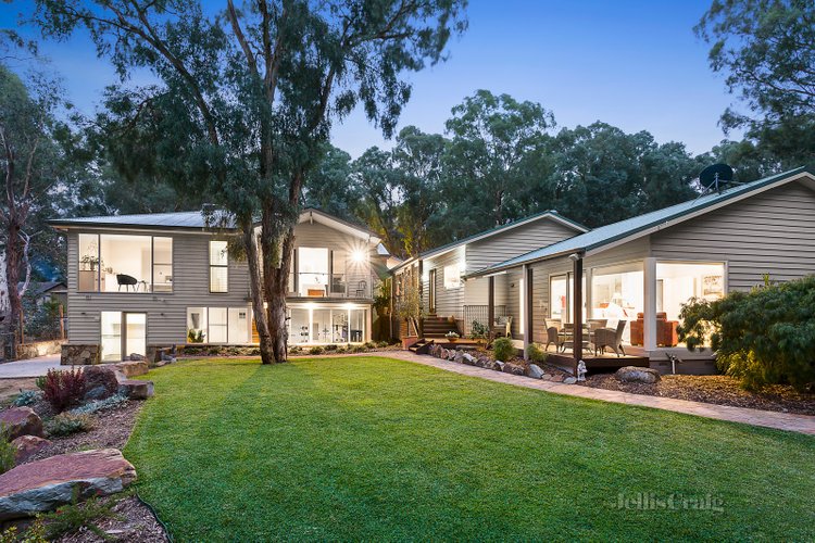 87 Bradleys Lane North Warrandyte 3113