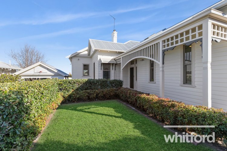 87 Fairview Avenue, Newtown