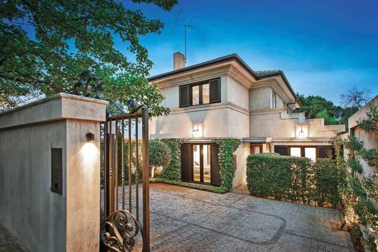 87 Talbot Crescent Kooyong 3144