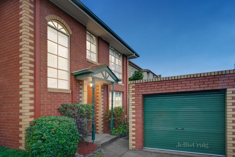 8/736-738 Warrigal Road Malvern East 3145