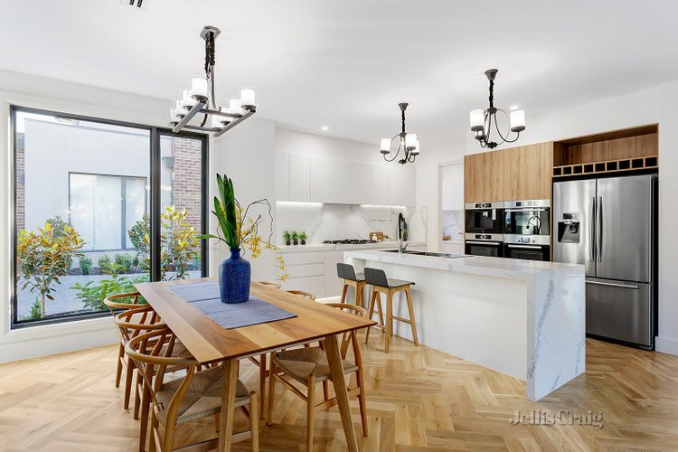 8/81-83 Glenair Court Templestowe Lower 3107