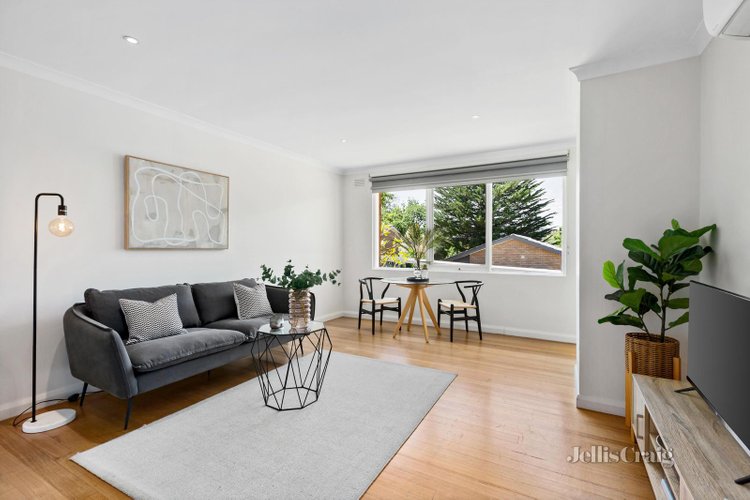 8 82 Victoria Crescent Mont Albert 3127