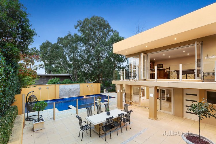 89 Old Eltham Road Lower Plenty 3093