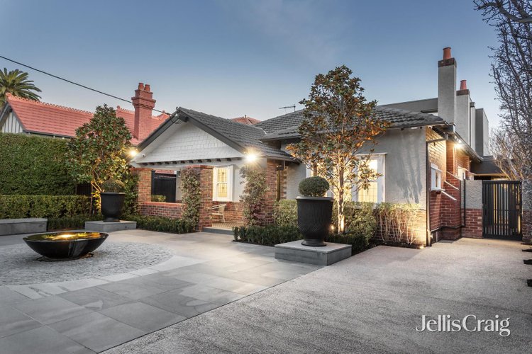 8A Central Park Road Malvern East 3145