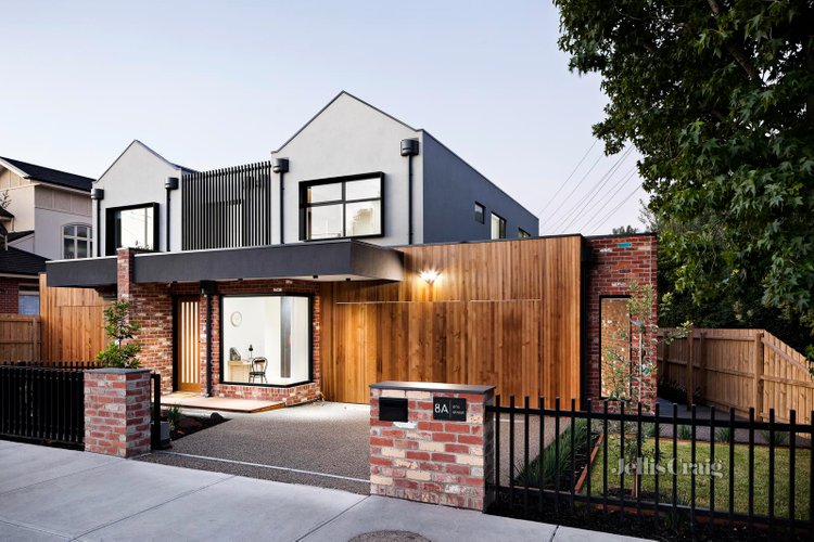 8a Eric Street Essendon 3040