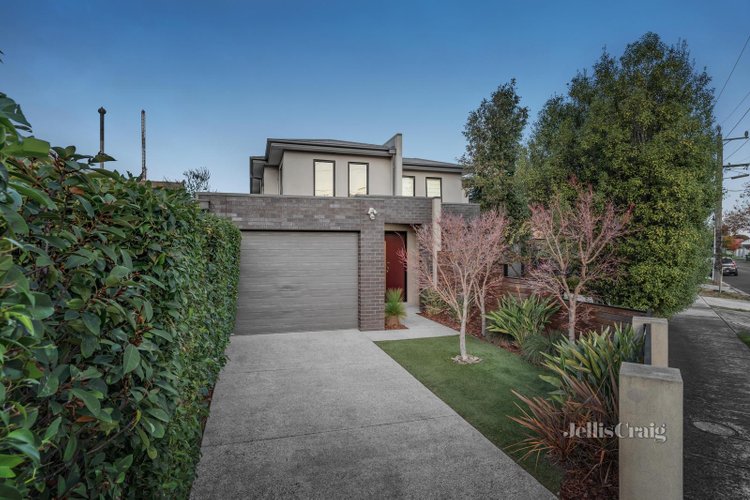 8A Howe Street Murrumbeena 3163