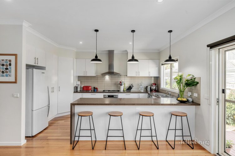 8A Mirabel Avenue Ringwood East 3135