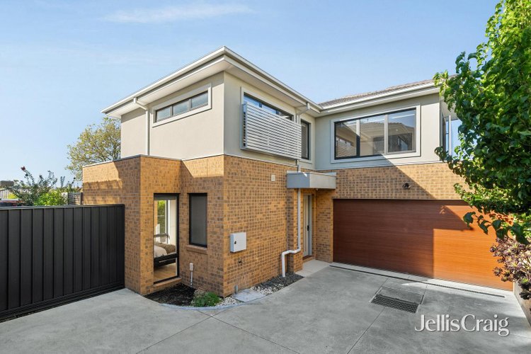 8A Richard Street Doncaster East 3109