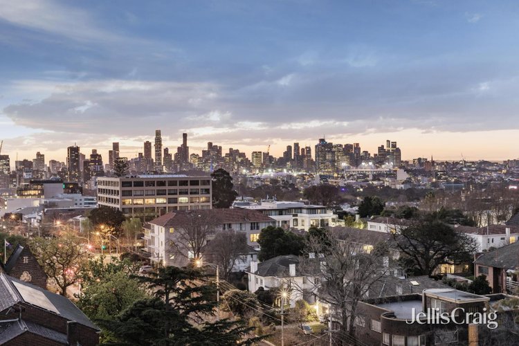 8B 516 Toorak Road Toorak 3142