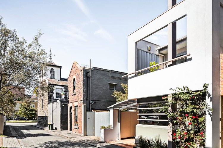 9-11 Drummond Place Carlton 3053