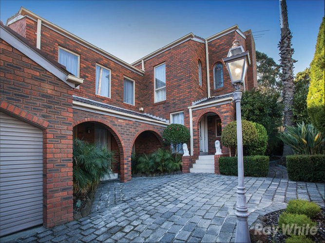9 Aquarius Court Wheelers Hill 3150