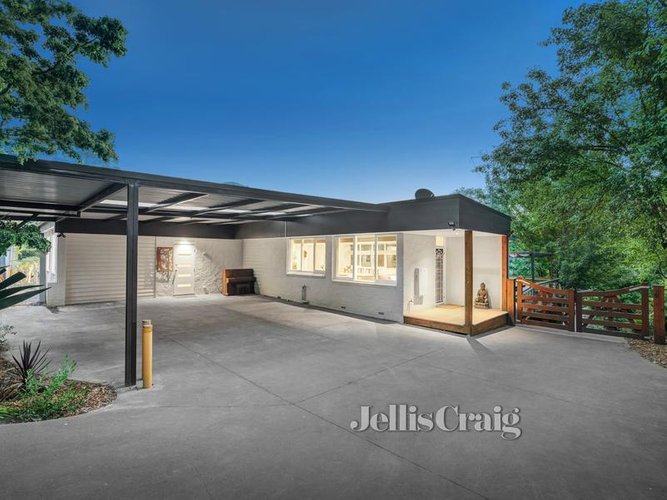 9 Aton Street North Warrandyte 3113