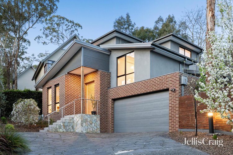 9 Barrel Rise Eltham 3095