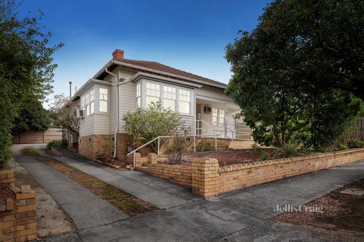 9 Bellevue Avenue Rosanna 3084