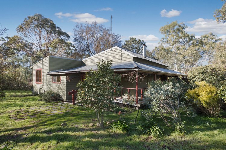 9 Blackjack Road Harcourt 3453