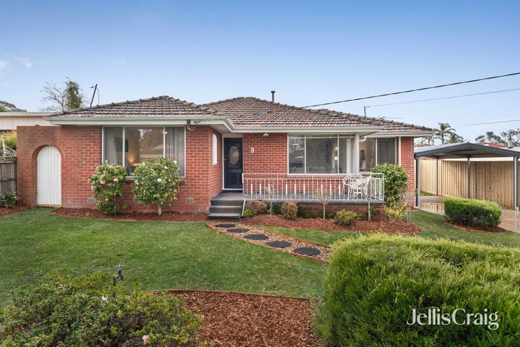 9 Blue Mist Drive Croydon South 3136