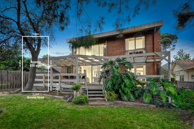 9 Boronia Street Canterbury 3126