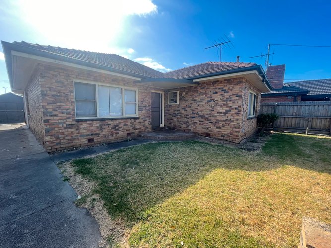 9 Breakwater Road Thomson 3219