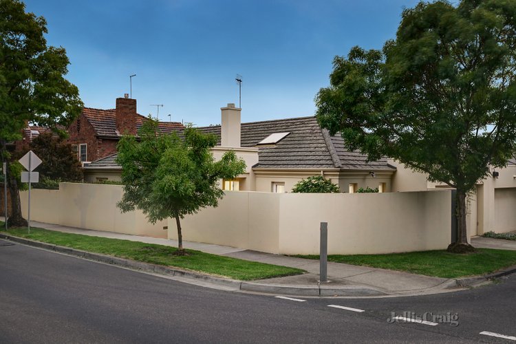 9 Bruce Street Toorak 3142