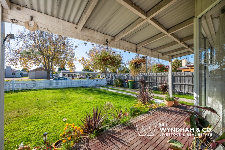 9 Bull Street, Bairnsdale
